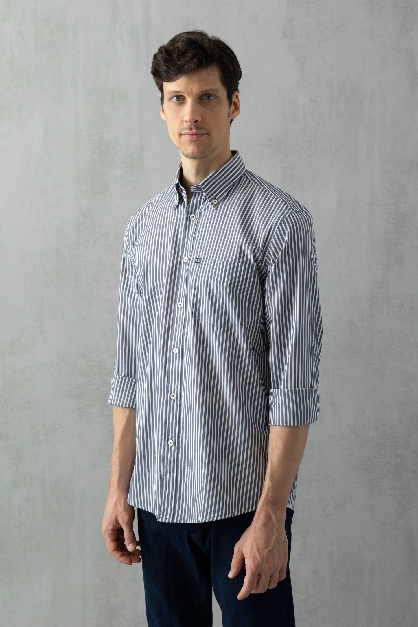 Camicia button down in popeline fantasia riga media di cotone