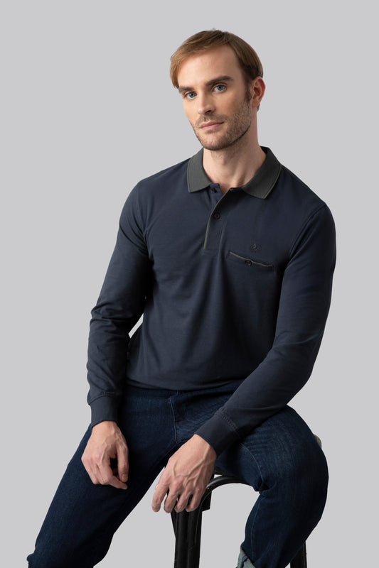 Long sleeve polo shirt with pocket and contrasting color detail