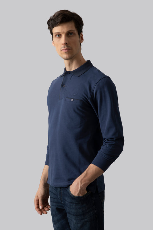 Long sleeve polo shirt with pocket and contrasting color detail