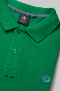 100% cotton piqué short-sleeved polo shirt with contrasting logo