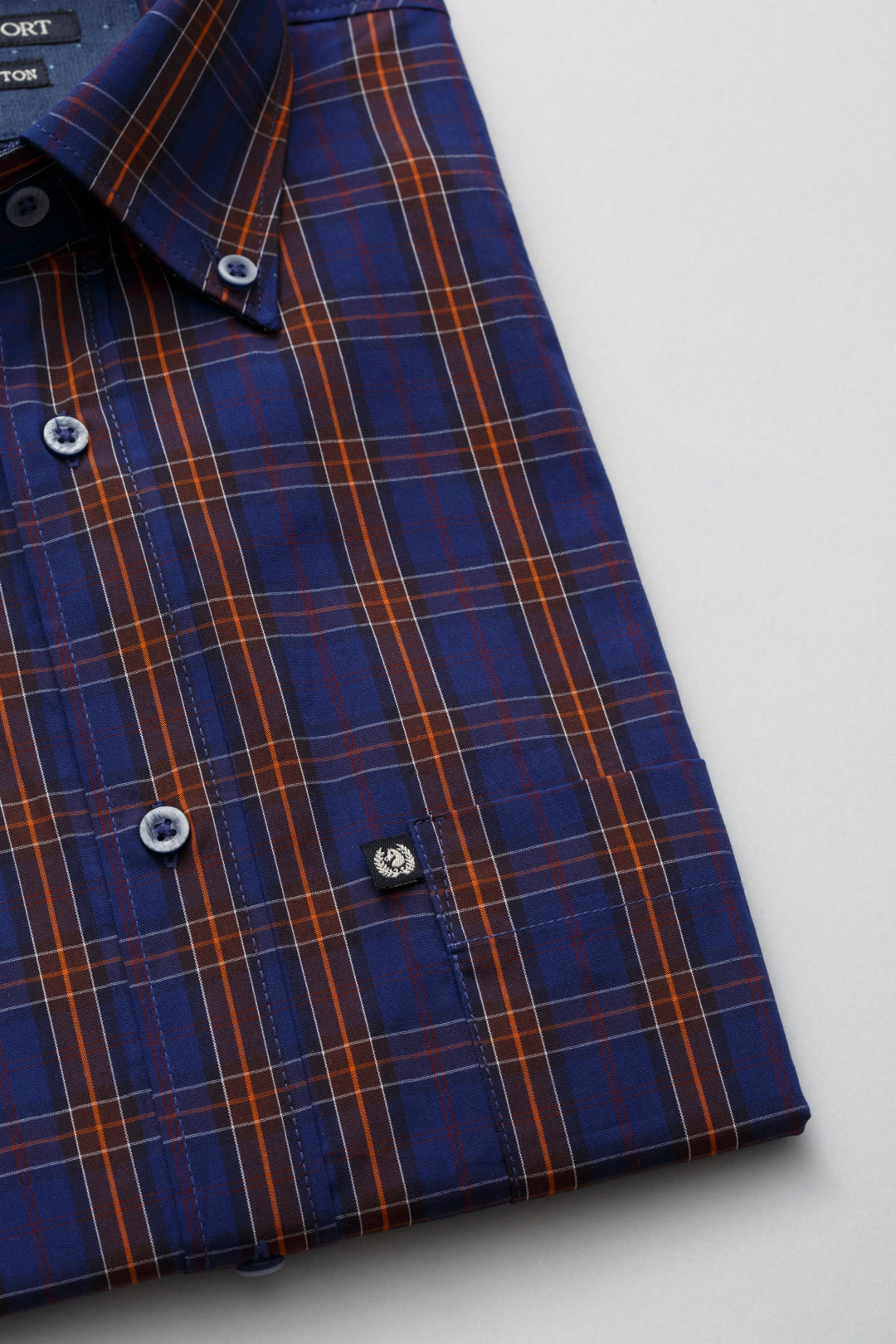 Camicia blu con motivo tartan