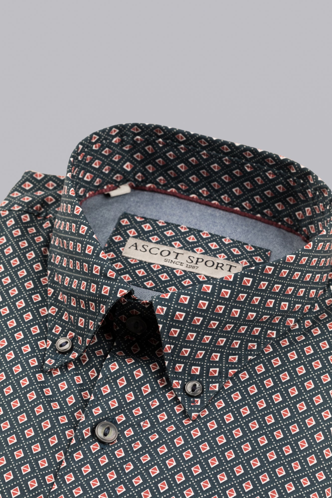 Camicia con motivo geometrico