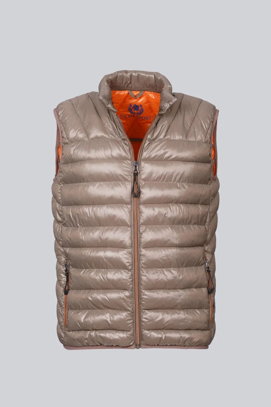 Padded vest with contrasting lining